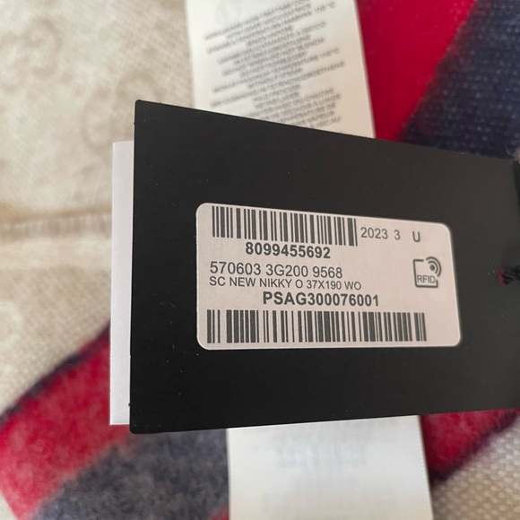 🔥GUCCI Beige/Sandy 100% Wool Scarf– Brand New & Iconic! - Picture 7 of 8